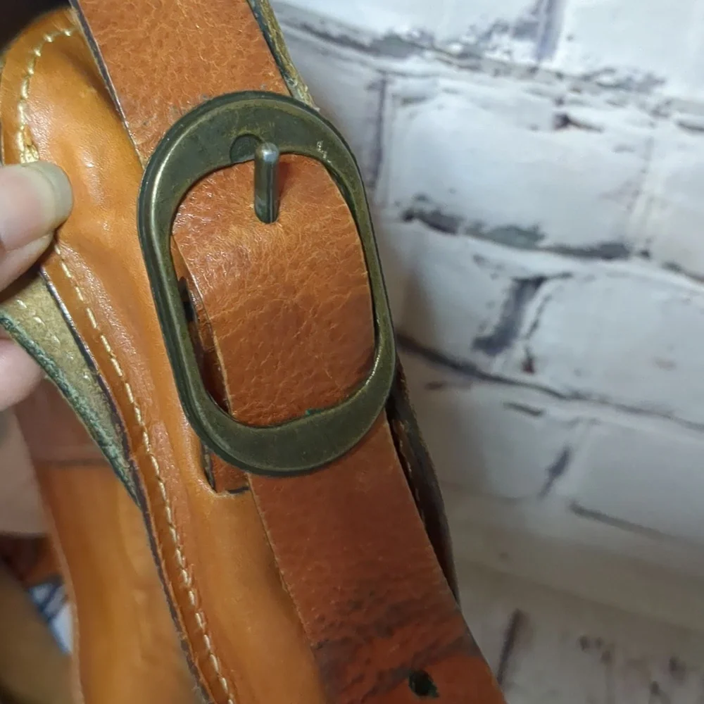 Patricia Nash Leather Tooled Cross Body Purse - Picture 8 of 8
